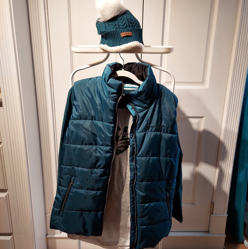 Philadelphia Eagles long sleeve shirt XL, green puffer vest L, and beanie